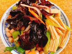 素凉菜-门框胡同百年卤煮(新街口店)