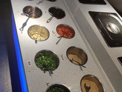 自助调料区-盡膳口福跷脚牛肉火锅(北美新天地店)