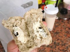-顶东面包花园·生日蛋糕(世博店)