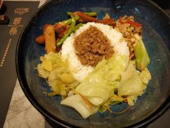 红烧牛腱饭-馔豚·台北菜专门店(深圳湾万象城店)