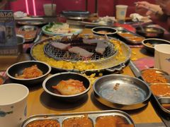 -青瓦炭韩潮烤肉(花园道店)
