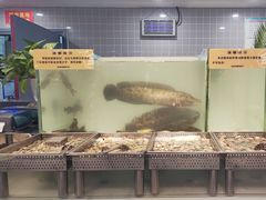 -金滏山烤肉·海鲜·火锅自助餐厅(襄阳万达店)