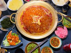 牛油红锅-王婆乔鲜鱼自助火锅(蜀汉路店)