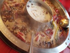 -谭鸭血老火锅(漳州路店)