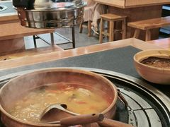 -阿山卓·野生菌火锅·纳西火塘烤肉