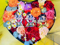 -何兮花店·气球派对鲜花店(马桥银春路万科城店)