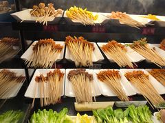 -佰人王串串香火锅(洋珠巷店)