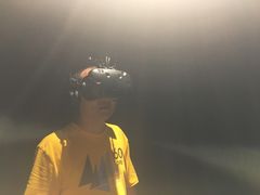 -VR间客漫虚拟现实体验馆(汉街店)