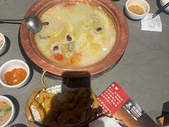 -阿婆情腊排骨火锅·野生菌季(古城旗舰店)