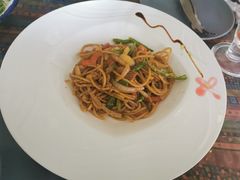 -忘忧草融合私房菜(红鼎国际店)