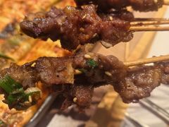 -街角等你.大连海鲜烧烤.经典铁板海鲜串(西安路店)