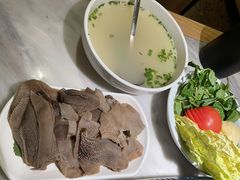 -滇铺子(欣都龙城店)