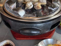 -围炉肉舍•炭烤活鳗•丹东海鲜烤肉(步行街店)