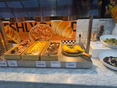 -川骄海鲜自助(王府井奥莱UP TOWN店原世界之花店)