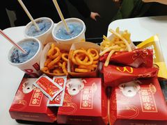 -麦当劳(中唱大厦店)
