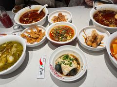-渝是乎川渝小炒(新世界百货望京店)