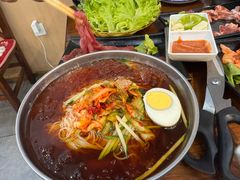 -韩风烤牛肉冷面店