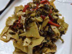 -蔼若春.传承三十年云南菜(金碧公园店)