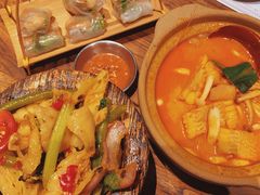 曼谷街头酸辣鸡爪-TamTam