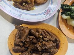 卤鸡脚-长城砂煲田鸡粥