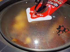 -山河屯铁锅炖(哈西站店)