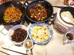 -味上湘菜馆(阿波罗店)