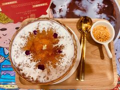 金箔雪燕桃胶-甜心妈妈·榴莲星级糖水(北京路总店)