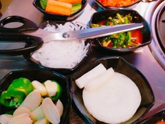 小菜-杀猪天·韩国烤肉(总店)