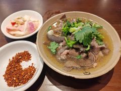 -谢老五跷脚牛肉·非遗传承店