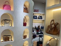 -六六奢品·vintage中古·回收二手奢侈品包包手表首饰(环球港店)