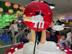 -m豆巧克力世界(上海世茂广场店)