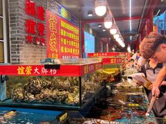 -谊荣海鲜大牌档(石湖店)