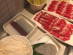 -海底捞火锅鲜切牛肉主题店(长寿路店)