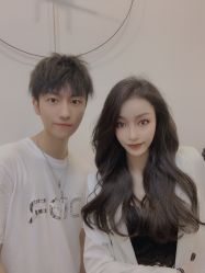 -Rise Hair上升造型