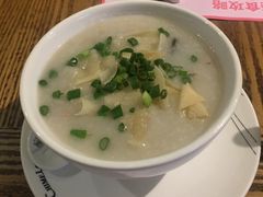 -彩蝶谷美食廊·粤式经典南番顺·铁板烧烤泰风味(广州长隆酒店)