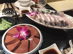 鴨血-大红袍火锅料理(尖沙咀店)