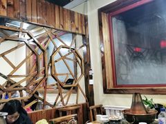 -果松木炭酸菜铜火锅·外婆参鸡汤