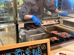 -大中华希尔顿酒店-念自助餐·嗨啤·小龙虾