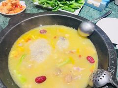 -湖泉水云间餐厅·弥勒地道菜(B座店)