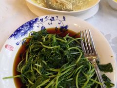 -满江红四季餐厅 · 国家五钻级酒家(新纪元大酒店店)