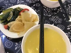 -八两八金·莱芜特色炒鸡(市南漳浦路店)