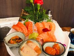 三文鱼刺身套餐-阿吾罗日本料理(K11艺术中心店)