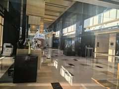 -上海龙之梦万丽酒店游泳池