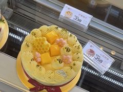 -花花卷卷·鲜食蛋糕(静安久光百货店)
