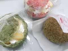 波波蜜瓜泡芙-西树泡芙(湖滨银泰in77B区店)