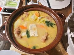 京城酥肉锅-四季民福烤鸭店(西单华威约饭街店)