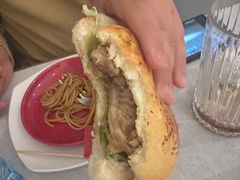 -必胜客(威高广场店)