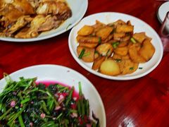 -芦茨金富饭庄·25年老字号·专做稻草鸡