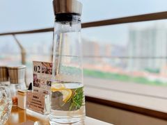-杏荟旋转餐厅(广州爱群店)
