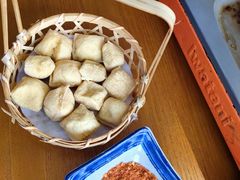 -包整·丝娃娃(一览甲秀楼风景店)